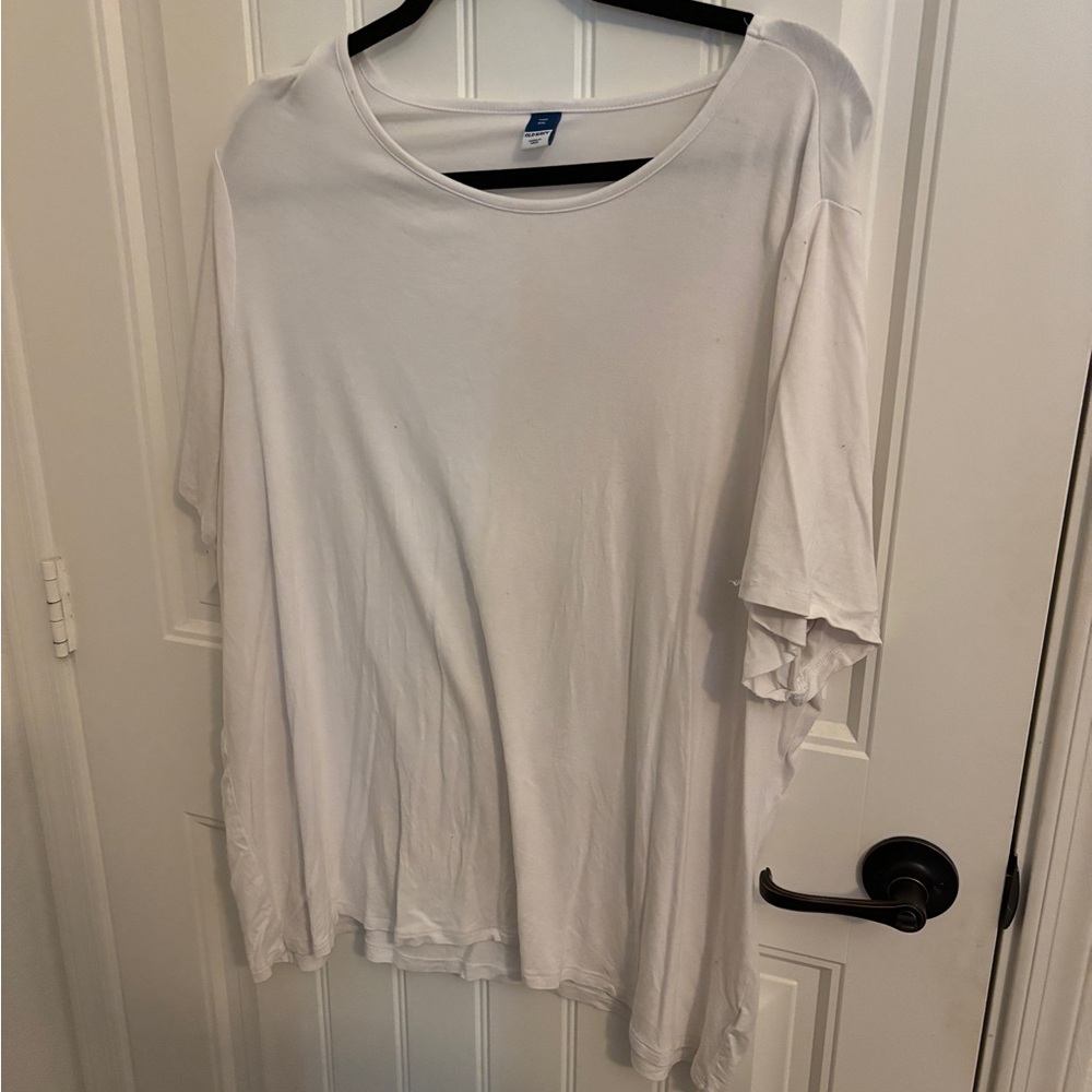 Old Navy White Oversized 3/4 Sleeve T-Shirt